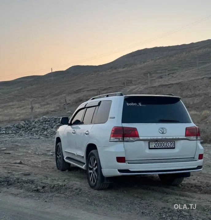 Toyota Land Cruiser,  2013