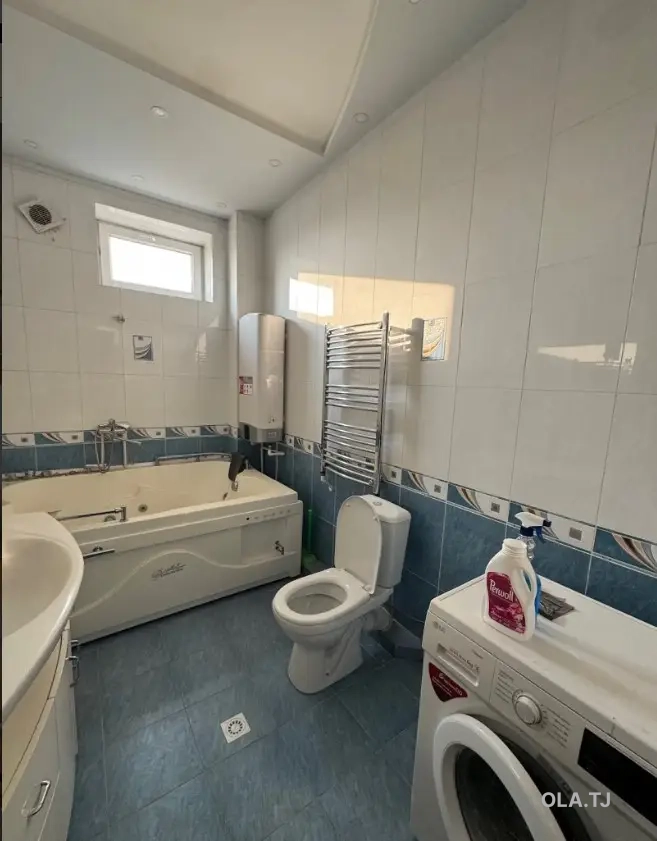 4 комнатная квартира, 5 этаж, 200 м²