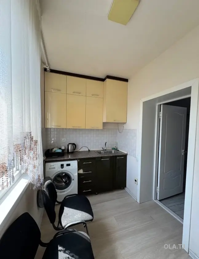 3 комнатная квартира, 3 этаж, 70 м²