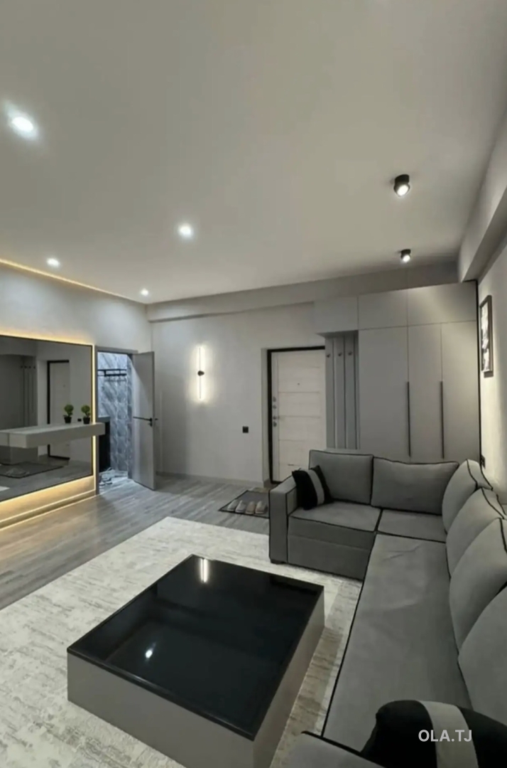 2 комнатная квартира, 18 этаж, 80 м²