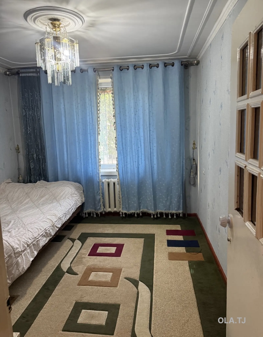 5 комнатная квартира, 4 этаж, 90 м²