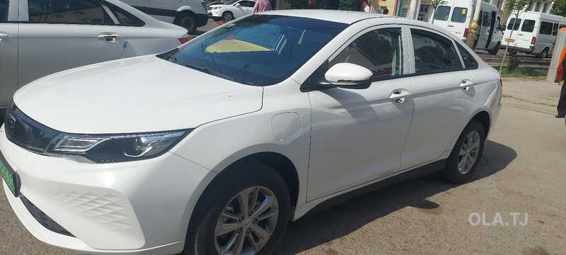 Geely Emgrand,  2023
