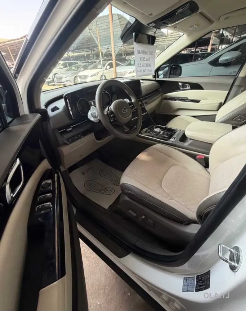 Kia Carnival,  2021
