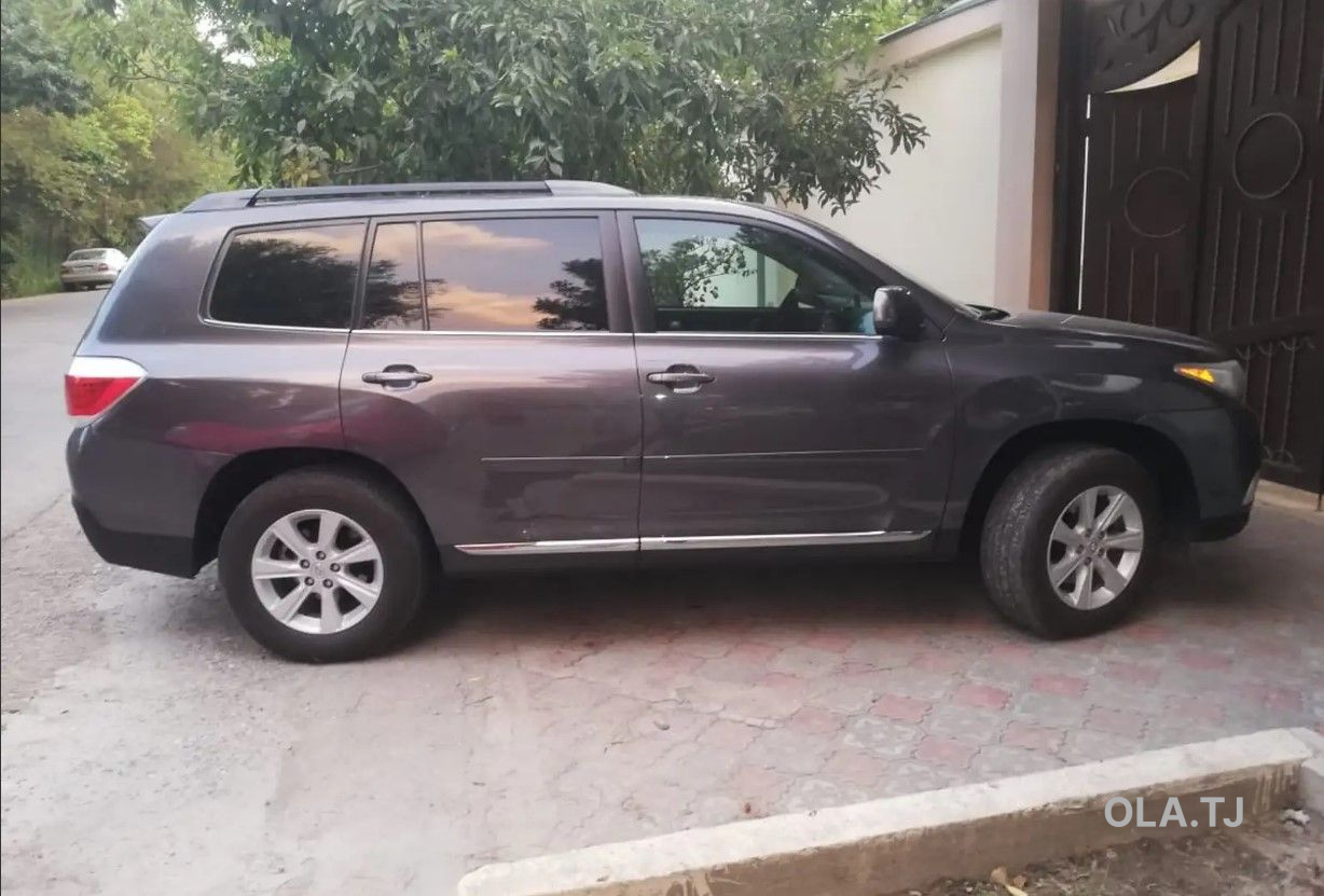 Toyota Highlander,  2012