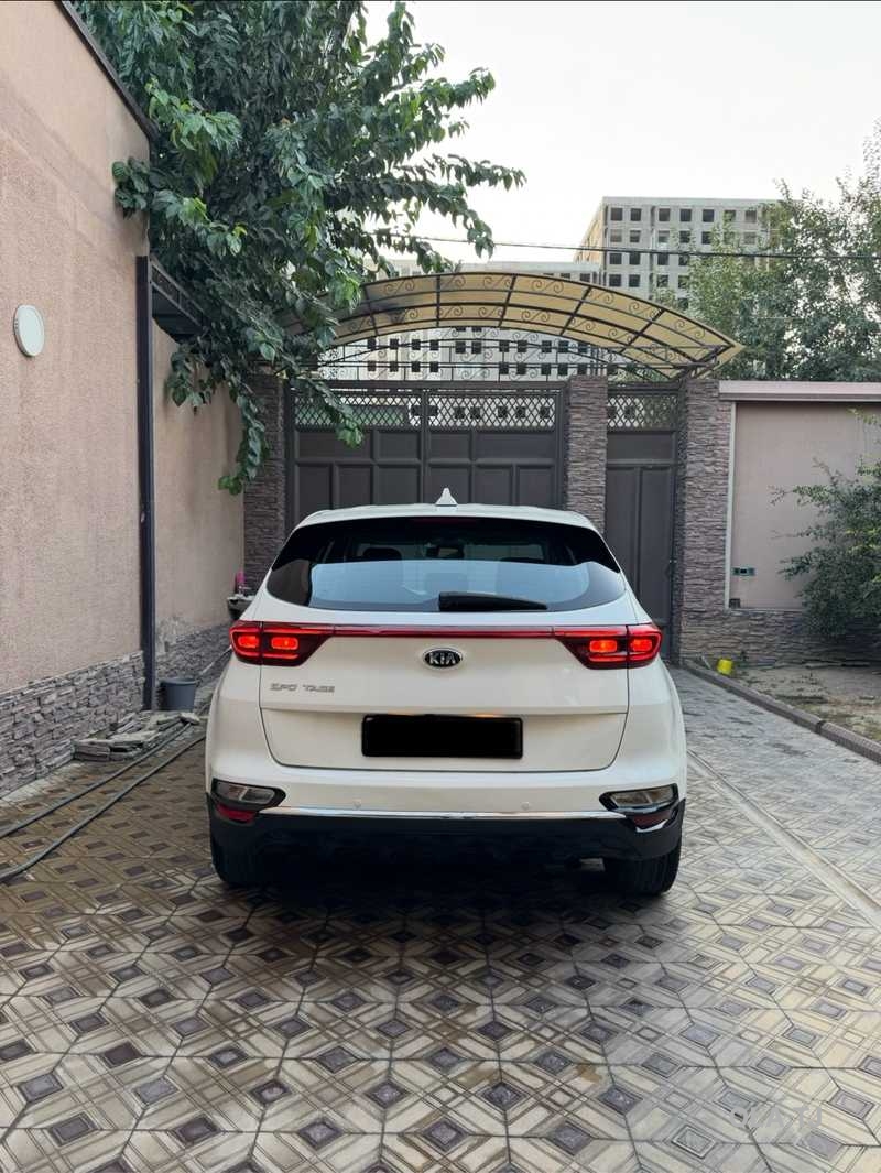 Kia Sportage,  2021