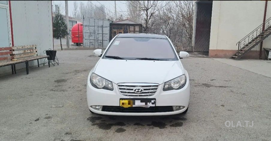 Hyundai Avante,  2010