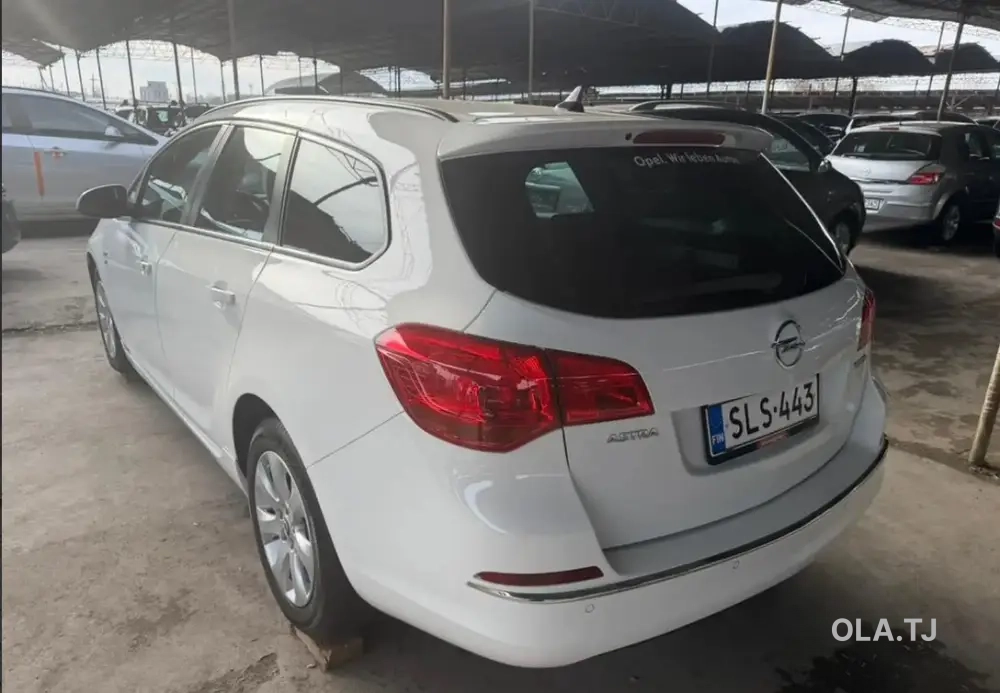 Opel Astra J,  2014