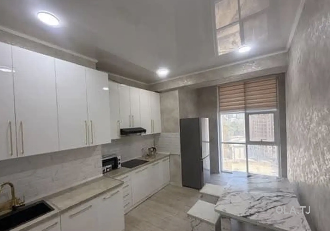 2 комнатная квартира, 10 этаж, 66 м²