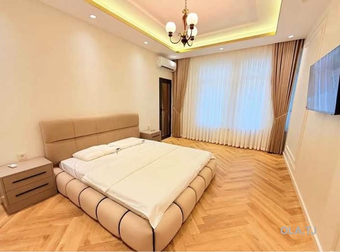 2 комнатная квартира, 7 этаж, 85 м²