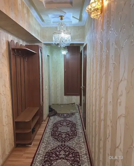 4 комнатная квартира, 3, 100 м²