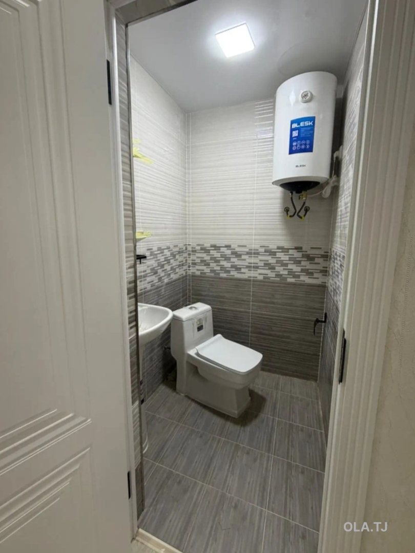 4 комнатная квартира, 9, 95 м²