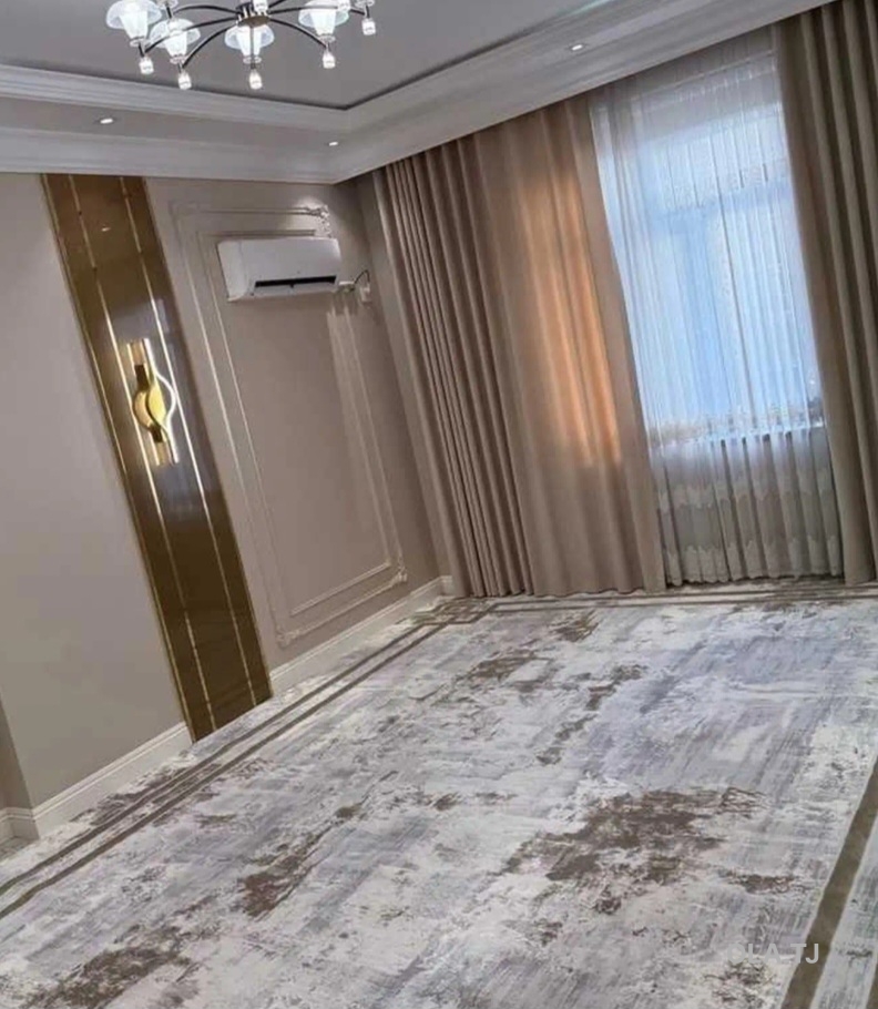 6 комнатная квартира, 5 этаж, 255 м²