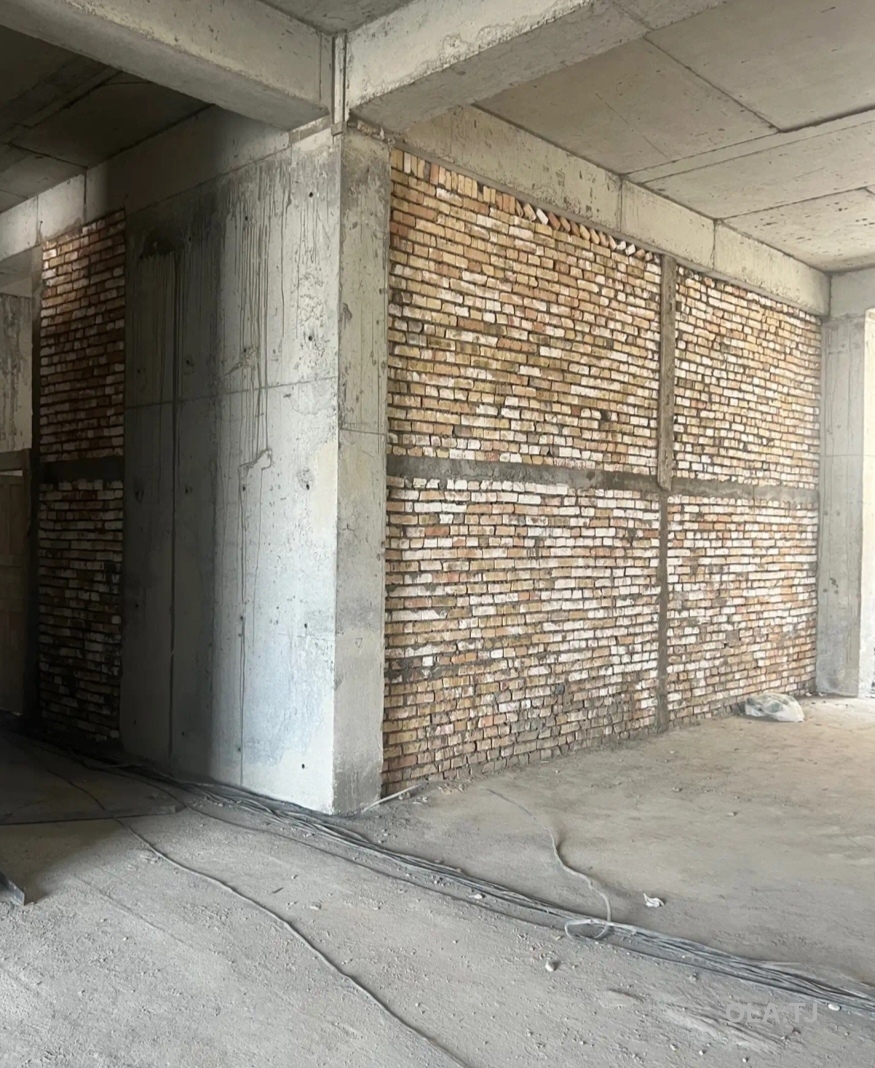Помещение под магазин / салон, 137м², шохмансур, поворот аэропорт