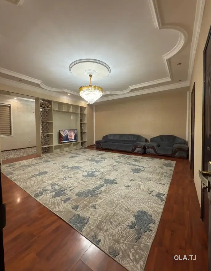 4 комнатная квартира, 5 этаж, 140 м²