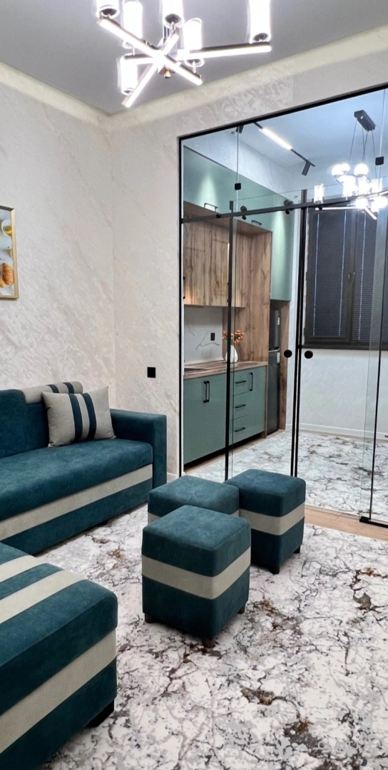 3 комнатная квартира, 15 этаж, 80 м²