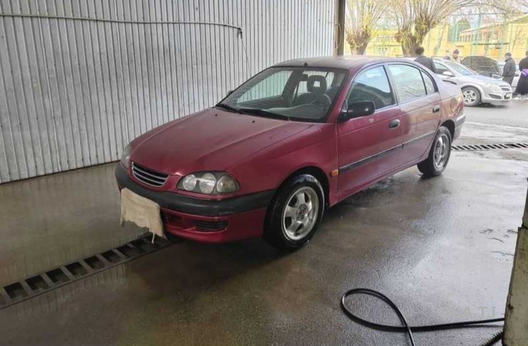 Toyota Avensis,  1998