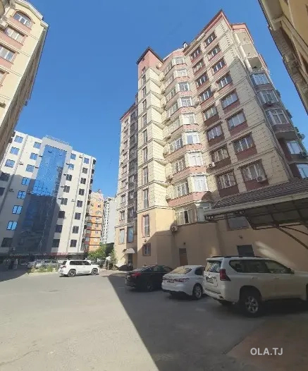 3 комнатная квартира, 8 этаж, 87 м²