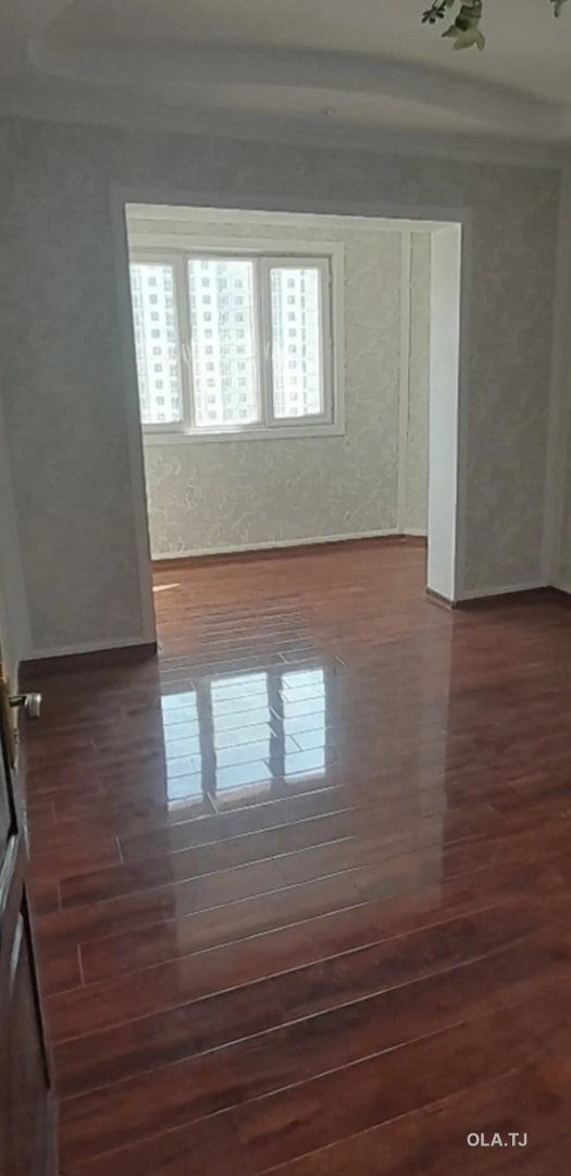 3 комнатная квартира, 8 этаж, 80 м²