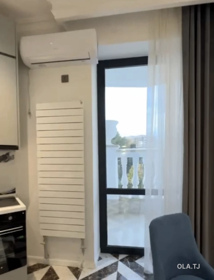 3 комнатная квартира, 5 этаж, 130 м²