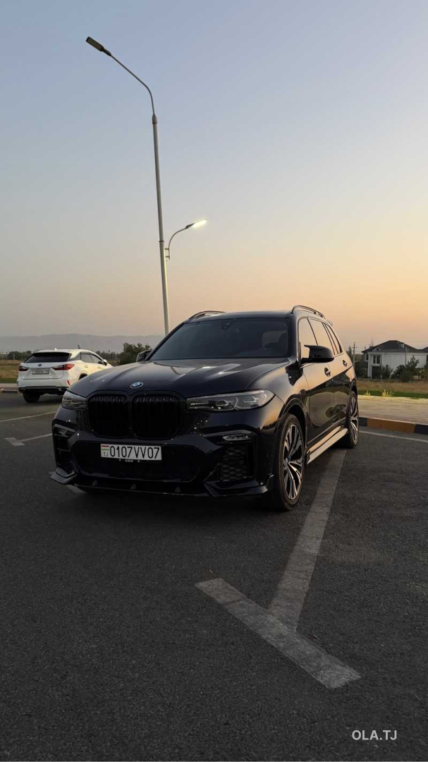 BMW X7,  2020