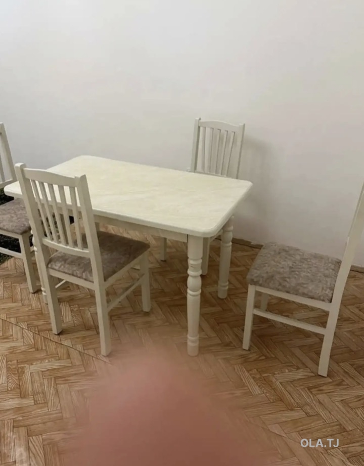 2 комнатная квартира, 4 этаж, 90 м²