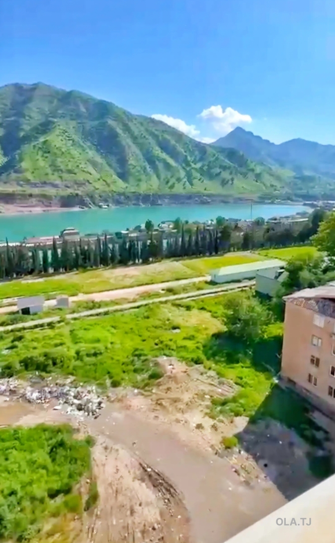 3 комнатная квартира, 8 этаж, 106 м²