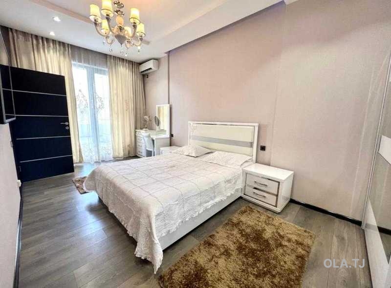3 комнатная квартира, 4 этаж, 120 м²