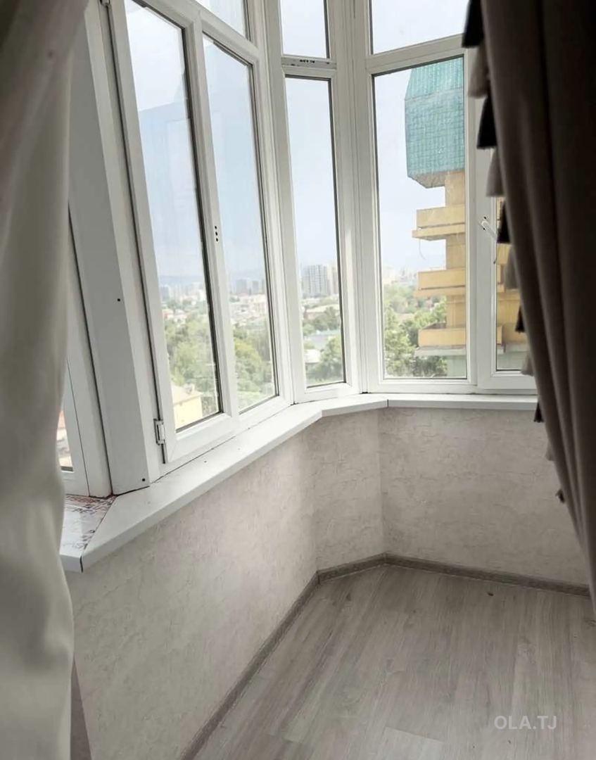 3 комнатная квартира, 9 этаж, 107 м²