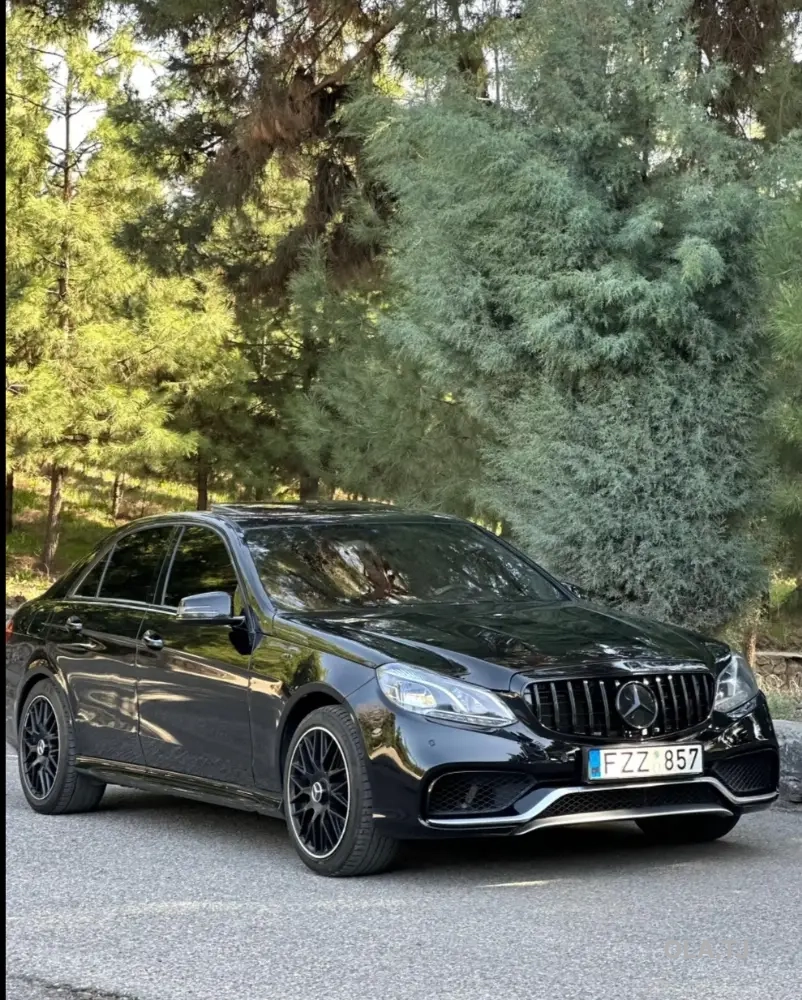 Mercedes-Benz E-Класс,  2013