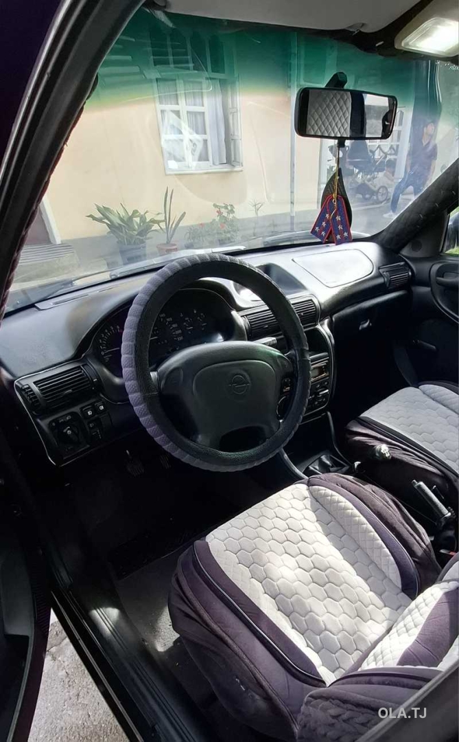 Opel Astra F,  1997