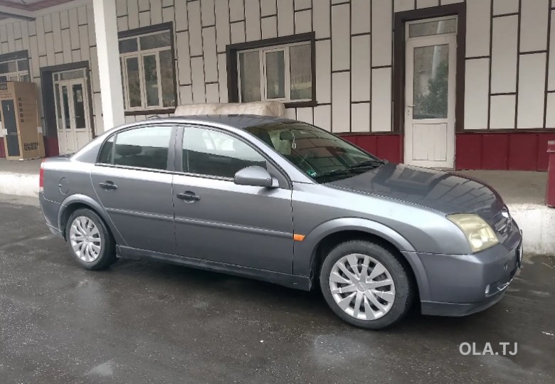 Opel Vectra C,  2002