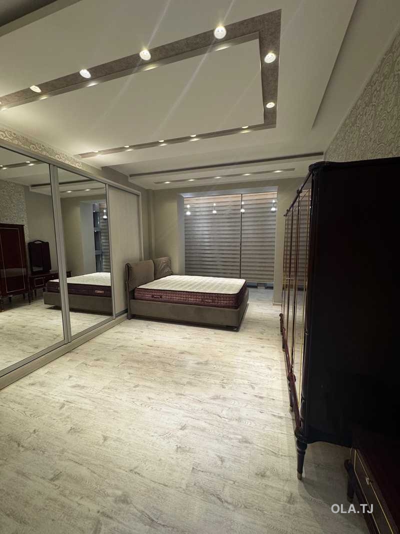 3 комнатная квартира, 6 этаж, 130 м²