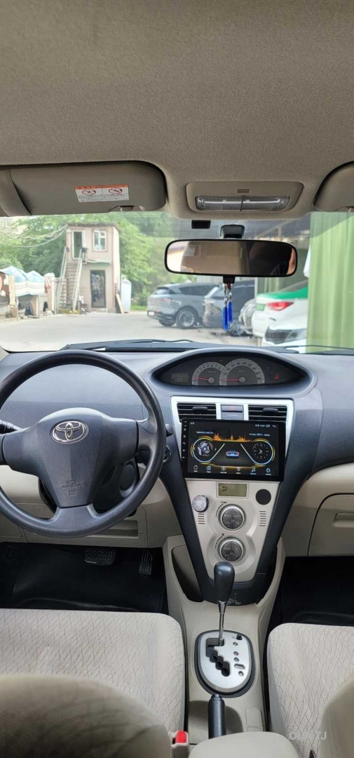 Toyota Belta,  2007