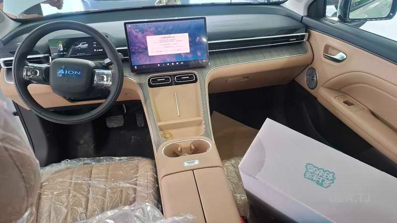 GAC Aion V plus,  2025