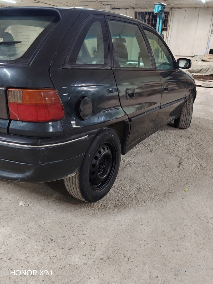 Opel Astra F,  1995