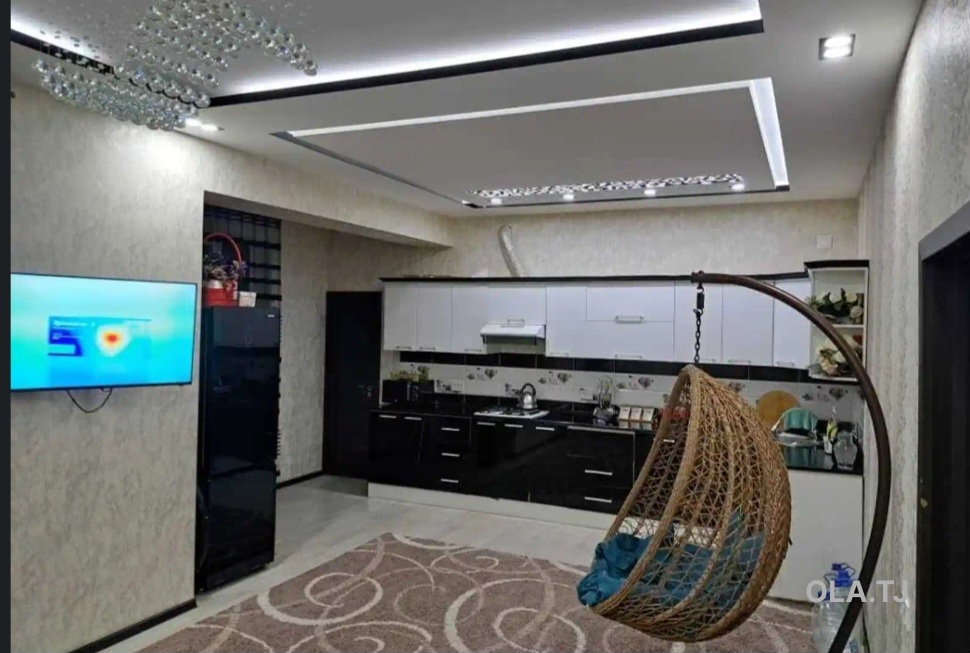 6 комнатная квартира, 2 этаж, 200 м²