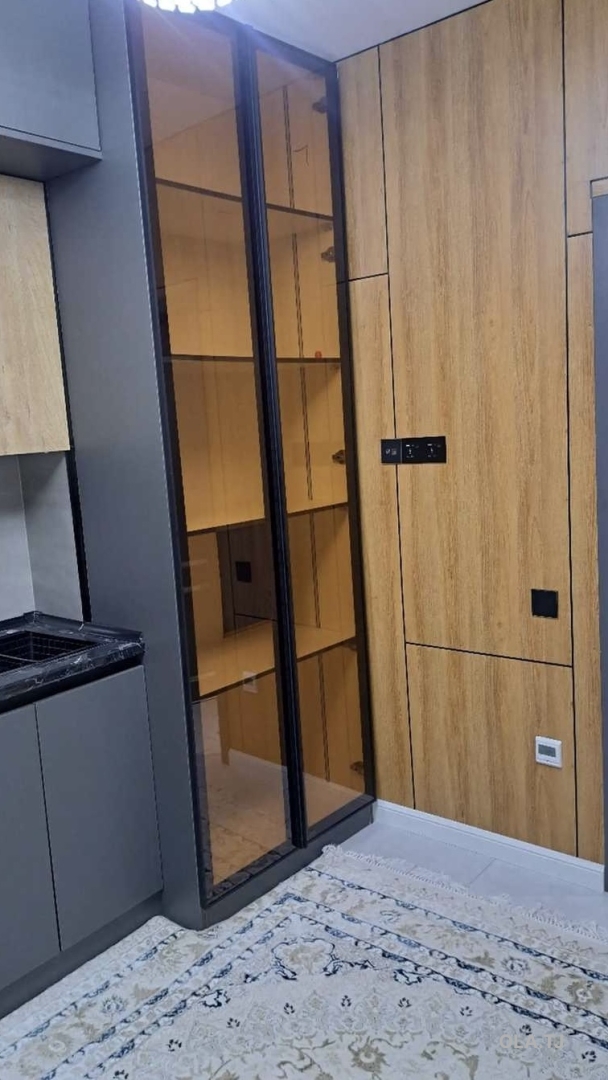 2 комнатная квартира, 16 этаж, 16 м²