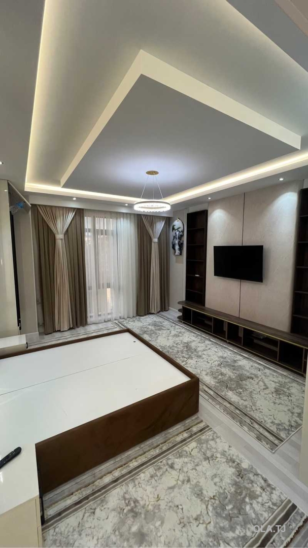 2 комнатная квартира, 8 этаж, 80 м²