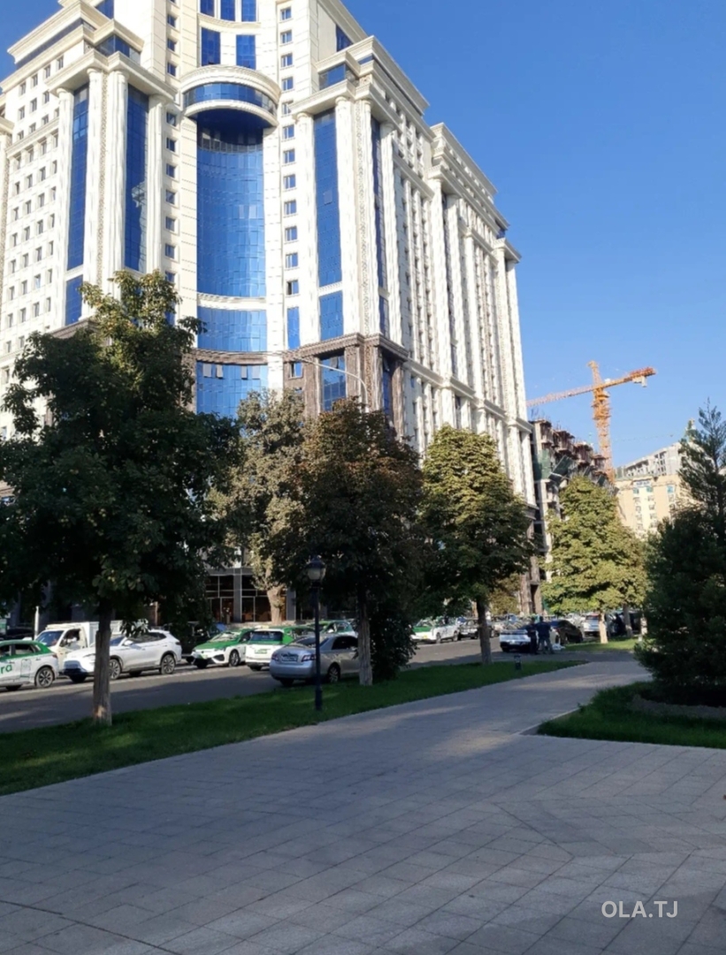 Помещение под магазин / салон, 240м², Хуросон