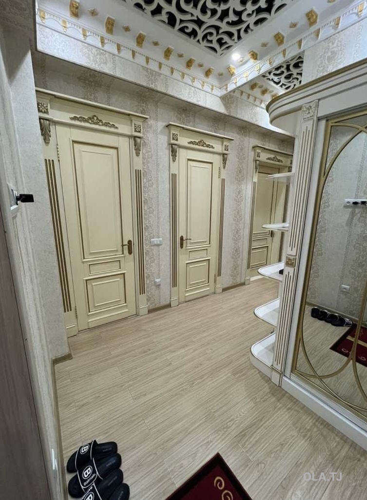 3 комнатная квартира, 6 этаж, 120 м²