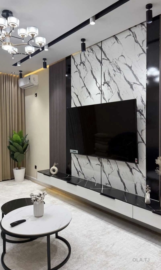 3 комнатная квартира, 8 этаж, 130 м²