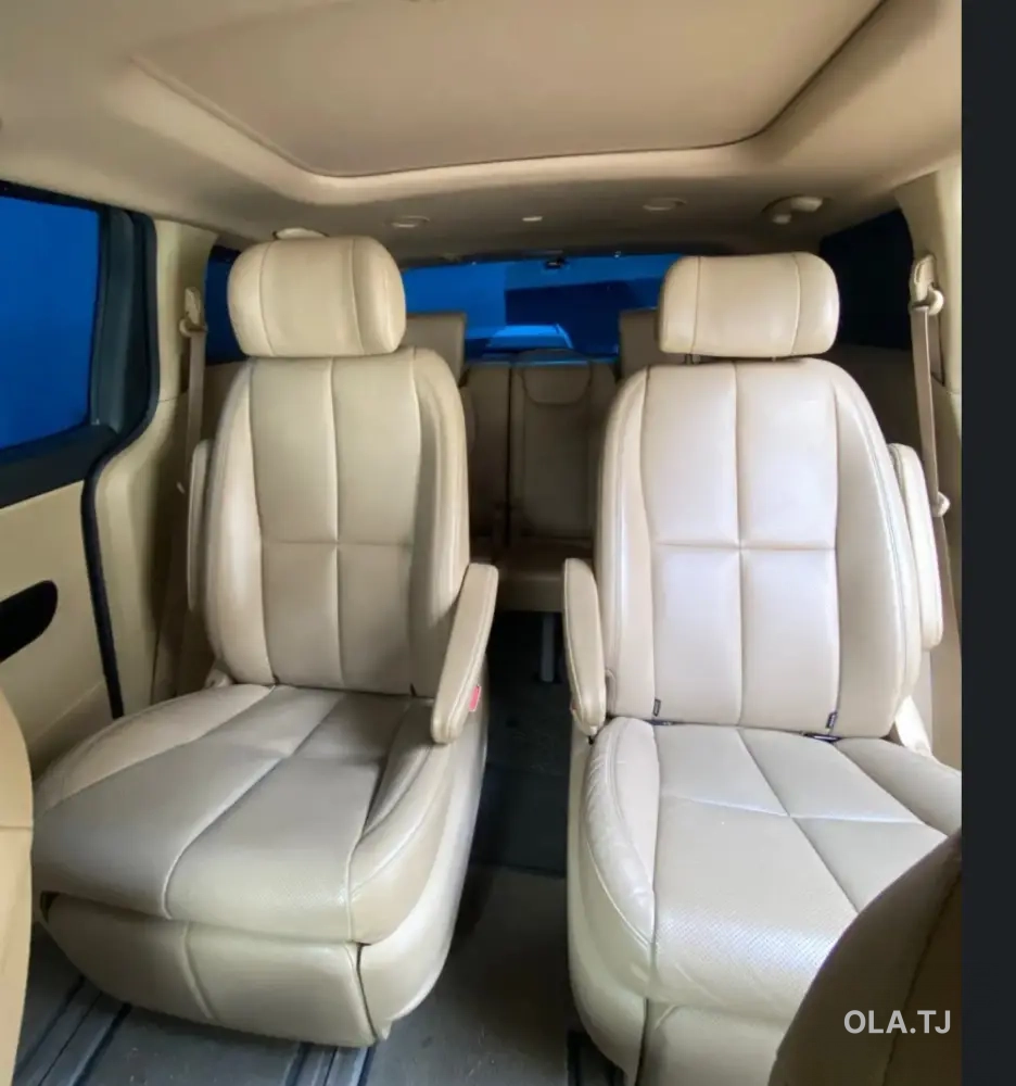 Kia Carnival,  2015