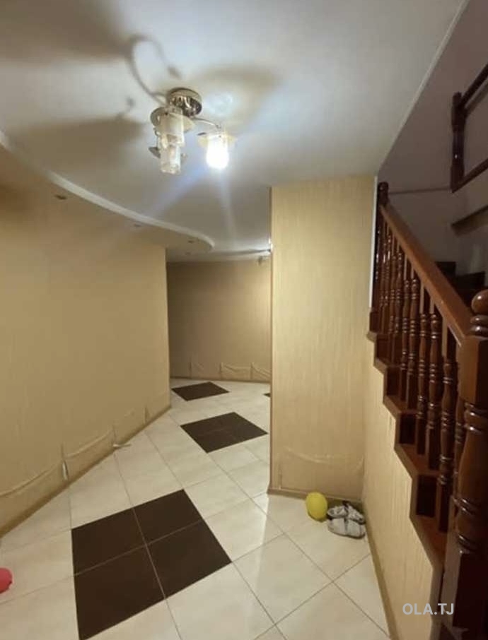3 комнатная квартира, 1 этаж, 110 м²