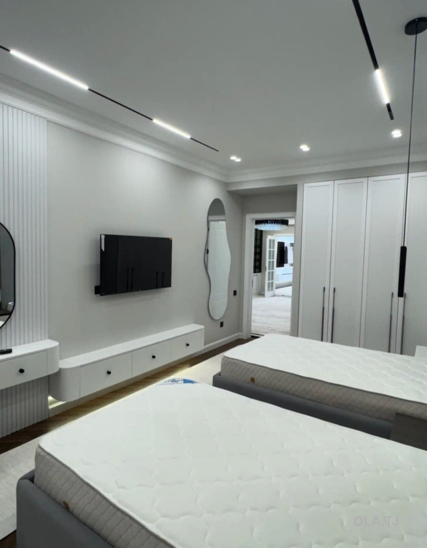 3 комнатная квартира, 14 этаж, 123 м²