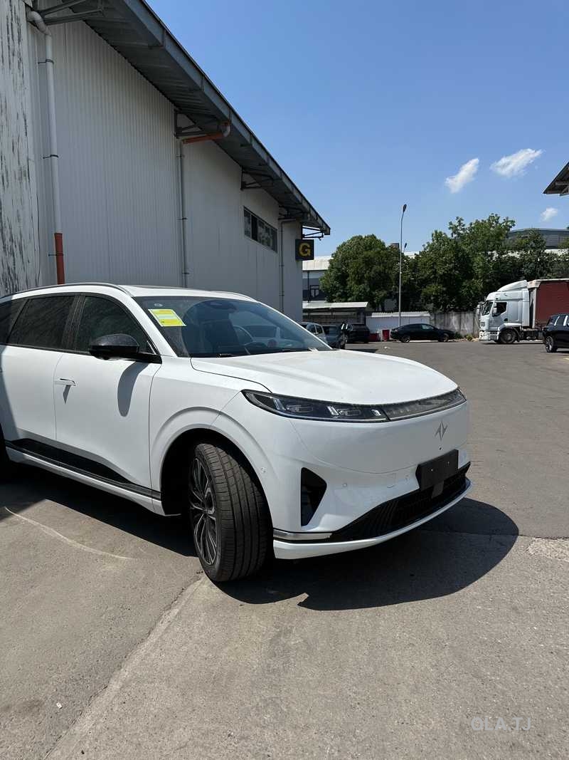Dongfeng Mengshi M-Hero 800,