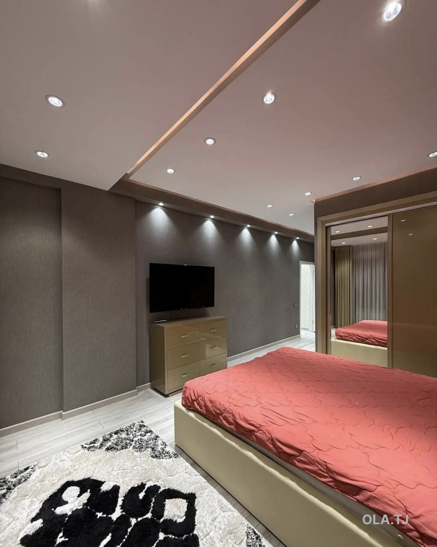3 комнатная квартира, 8 этаж, 120 м²