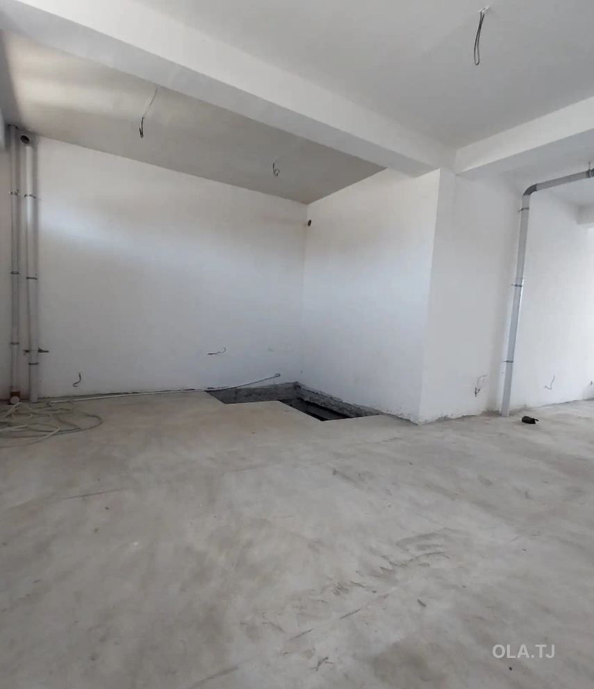 Помещение под магазин / салон, 94м², мелькомбинат