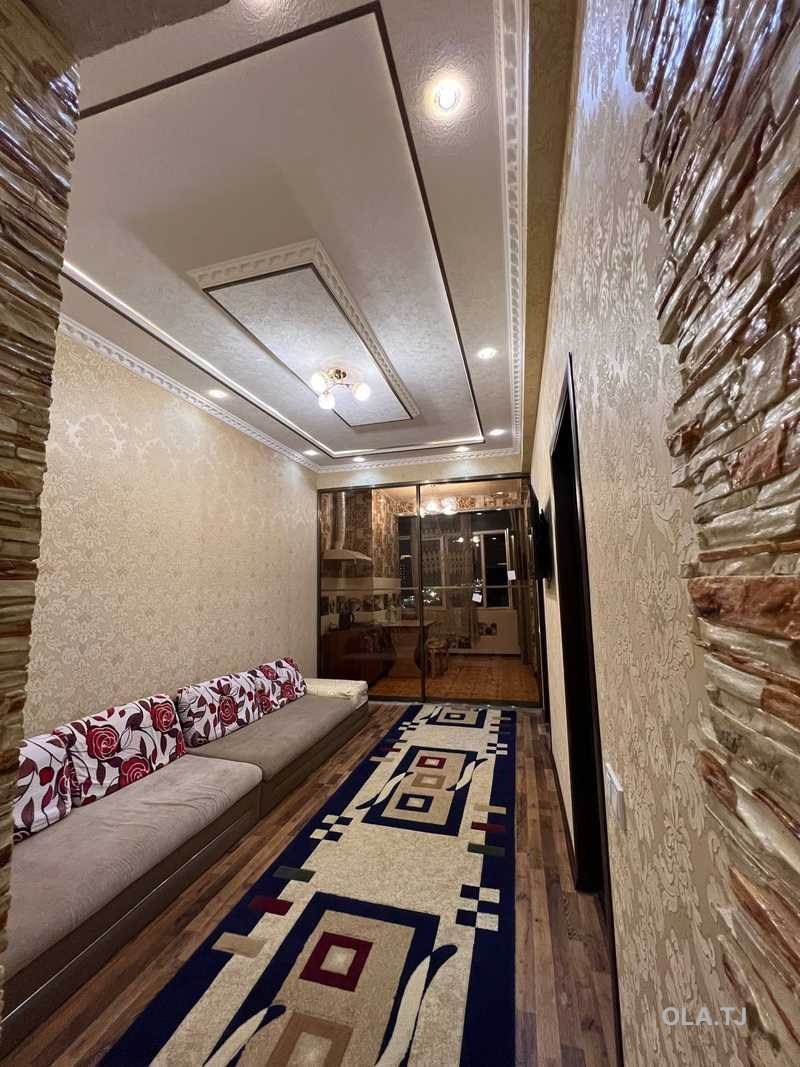 2 комнатная квартира, 8 этаж, 65 м²