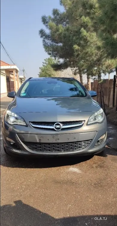 Opel Astra J,  2014