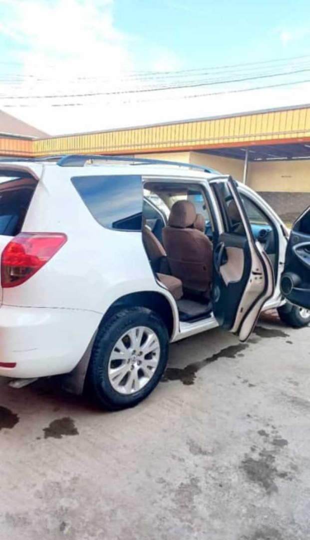 Toyota RAV4,  2008